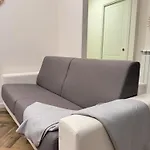 Luxury Apartment, A アパート