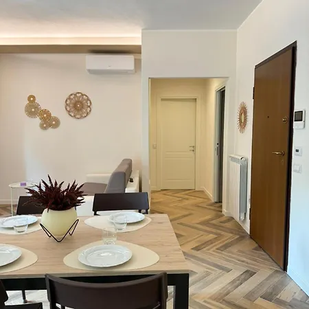Luxury Apartment, A 特拉西梅诺湖畔帕西尼亚诺