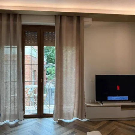 Luxury Apartment, A *