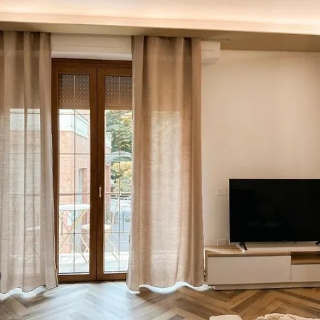 Luxury Apartment, A *