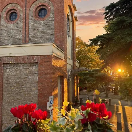 Boutique Apartment - Lake View & Historic Charm In Passignano Sul Trasimeno